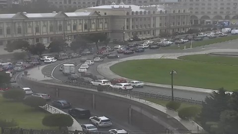 Bakının 20-dən çox əsas yolunda TIXAC var