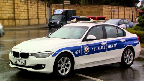 Narkotik və spirtli içkilərin təsiri altında taksi sürənlər tutuldu - VİDEO