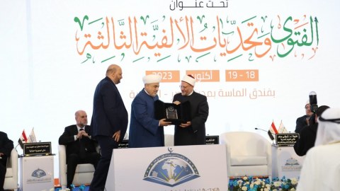 Şeyxə “İmam Qarafi” mükafatı verildi