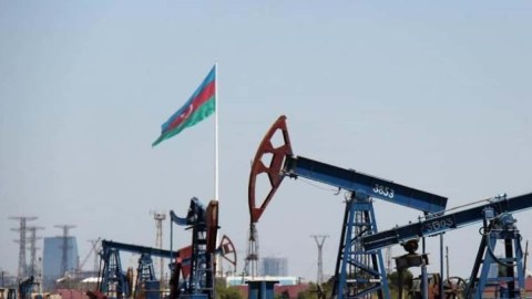 Azərbaycan neftinin qiyməti cüzi artıb