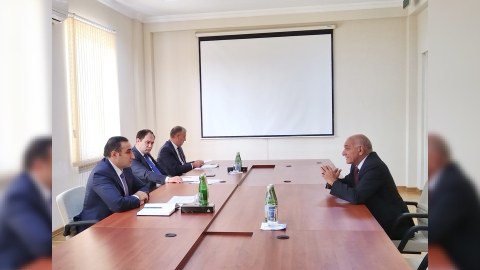 Nazir müavini Saatlıda vətəndaşları qəbul edib - FOTO
