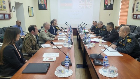 Azərbaycan və Britaniya Müdafiə nazirlikləri arasında danışıqlar aparıldı - FOTOLAR