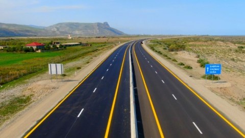 İlk ödənişli yoldan FOTOLAR