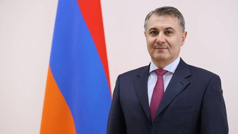 Ermənistan səfirini geri çağırdı, yenisini göndərdi