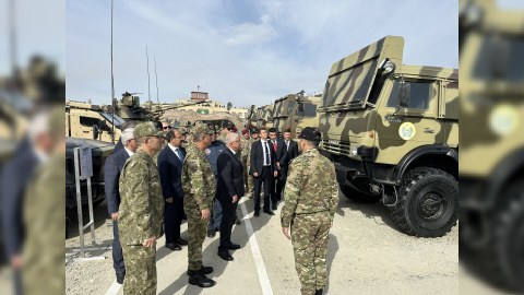 Azərbaycan Ordusunun arsenalında olan hərbi texnika - FOTOLAR