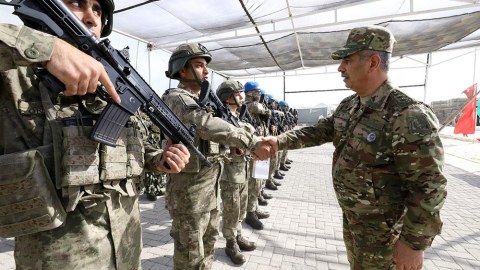 Birgə təlimdə iştirak edən hərbçilər təltif edildi - VİDEO/FOTO