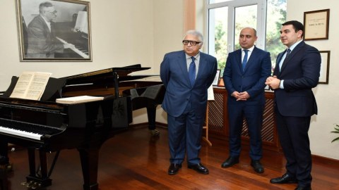 Nazirlər Bakı Musiqi Akademiyasında - FOTO