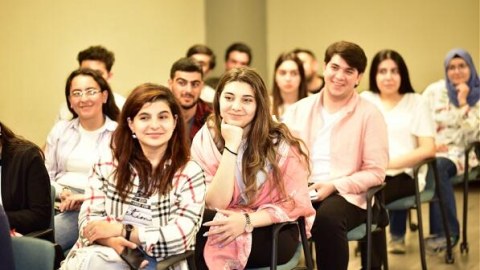 Yüksək bal toplayanların çoxu qızdır - Komitə