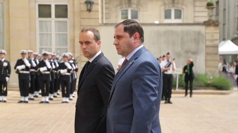 Fransadan Ermənistana havadan və qurudan dəstək - Paris təfərrüatı AÇIQLADI