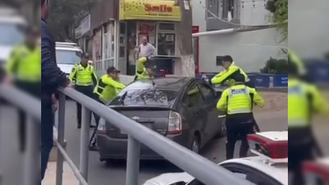 "Prius"u polislərin üstünə sürən sürücüyə hökm oxundu