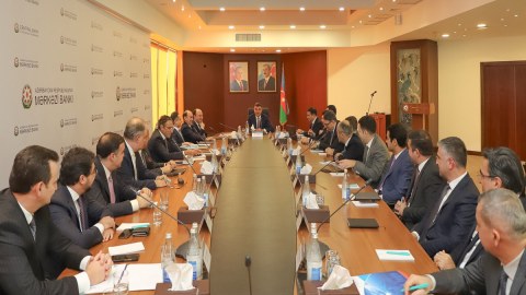 Taleh Kazımov bank rəhbərlərini TOPLADI