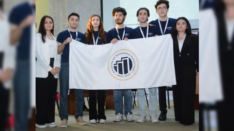 UNEC tələbələri “Breyn rinq” yarışı keçirib - FOTOLAR