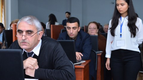 Direktor olmaq istəyənlərin nəzərinə - Qəbul başlayır