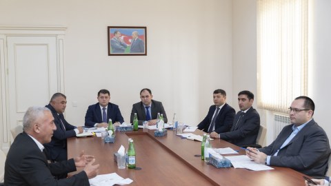 Məcnun Məmmədov Samuxda vətəndaşları qəbul edib