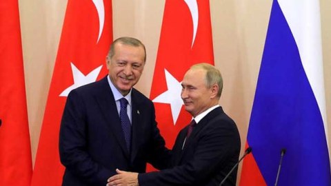 Putin Ərdoğanı TƏBRİK ETDİ