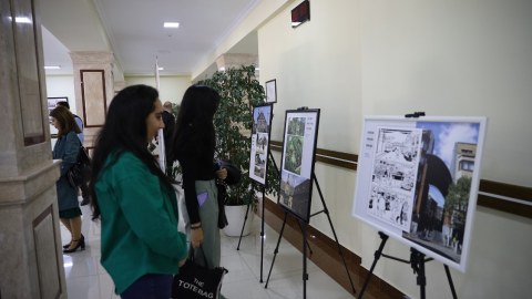 Gəncə Dövlət Universitetində sərgi keçirilib - FOTOLAR