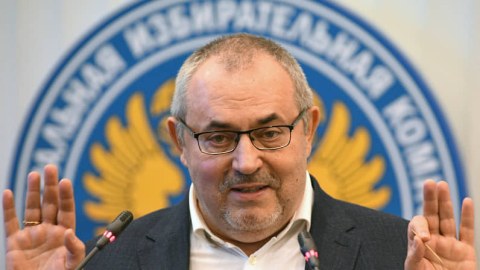 Rusiyada prezidentliyə ilk namizəd - Putinin rəqibi ortaya çıxdı
