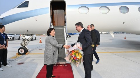 Sahibə Qafarova Koreyaya getdi - FOTO