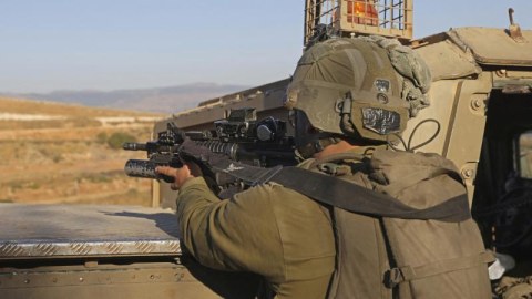 İsrail ordusu Qırmızı dənizdən atılan raketi zərərsizləşdirib
