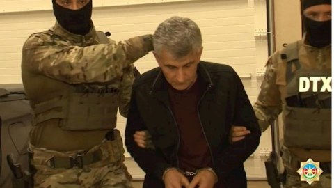 David İşxanyan iki dəfə Bakıdan Ermənistana ZƏNG EDİB