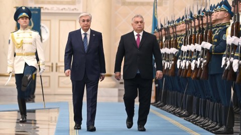 Makrondan sonra Orban Astanadadır - Tokayevlə görüşdü