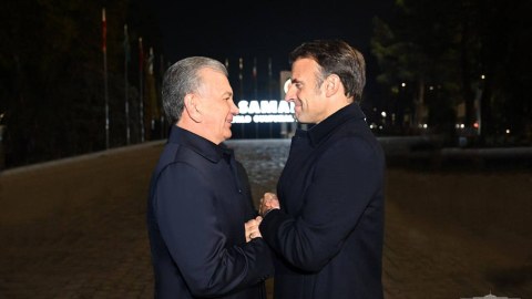 Makron Mirziyoyevlə görüşdə ona nə vəd edib? - DETALLAR