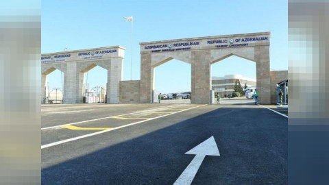 Sərhədlərin bağlı qalmasının büdcəyə xeyri çoxdur - Baş bankir