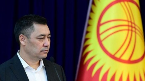 Qırğızıstanın Prezidenti də Qazaxıstanda GETDİ
