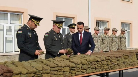 Naxçıvanda hərbçilərə isti geyimlər verildi - FOTOLAR