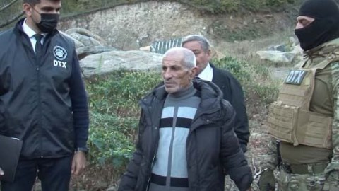 Erməni terrorçu Kəlbəcərdə öldürdüyü azərbaycanlıların dəfn yerlərini göstərdi - VİDEO