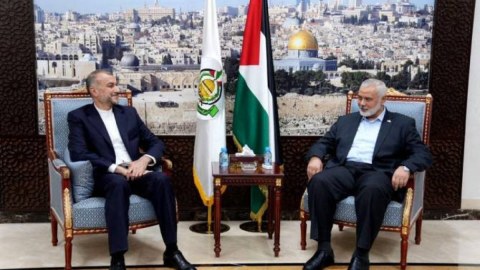 İranın XİN başçısı HAMAS rəhbəri ilə Qəzzadakı vəziyyəti müzakirə etdi