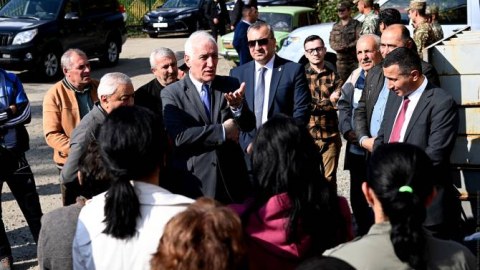 Erməni prezident Azərbaycanla sərhədə GƏLDİ
