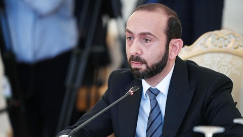 Türkiyə sərhədindən yaxşı xəbərimiz olacaq - Mirzoyan Rusiyadan danışdı