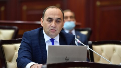 Təhsil müəssisələrinə ayrılan vəsait artırılmalıdır - Deputatdan təklif
