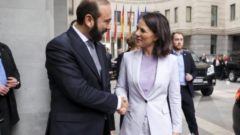 Almaniya XİN başçısı Mirzoyanla görüşdü
