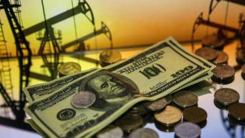 “Brent” neftin qiyməti 2 dollaradək UCUZLAŞDI