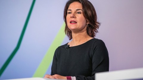 Almaniyanın XİN başçısı Ermənistandan Azərbaycana GƏLDİ