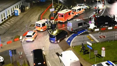 Hamburq aeroportu fəaliyyətini DAYANDIRDI