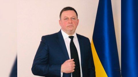 Ukrayna müdafiə nazirinin sabiq müavini şübhəli şəxs elan edildi