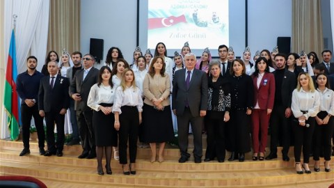 ADU-da 8 Noyabr Zəfər Günü - FOTO