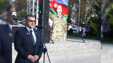 Novruz Aslanov Zəfər bayramında iştirak etdi - FOTOLAR