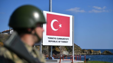Türkiyədən Yunanıstana qaçmaq istəyən 2 nəfər saxlanıldı