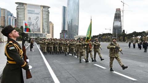 Qətiyyətli Lider, güclü ordu və ümumxalq birliyi tarixi Zəfəri qaçılmaz etdi - ŞƏRH