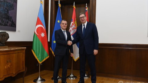 Vuçiç Ceyhun Bayramovu qəbul etdi