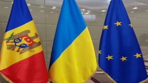 Aİ Ukrayna və Moldova ilə danışıqlara başlaya bilər