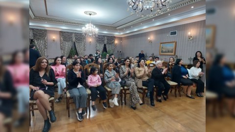 Azərbaycanlı şagirdlər Tbilisidə proqramla çıxış etdilər