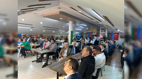 İstanbulda Zəfər gününə həsr olunmuş elmi konfrans - FOTO