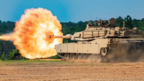 ABŞ 2.5 milyard dollarlıq tank satır