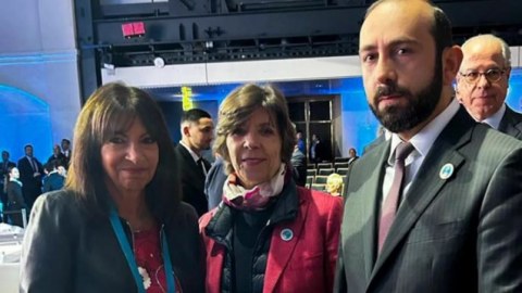 Mirzoyan fransalı həmkarı ilə regional məsələləri müzakirə etdi