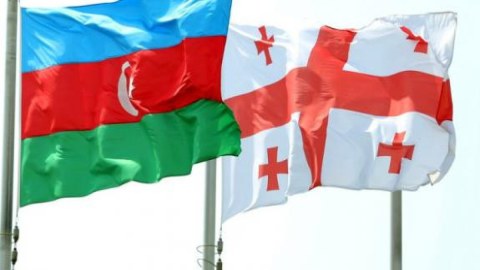 Azərbaycanla Gürcüstan arasında müdafiə sazişi TƏSDİQLƏNDİ